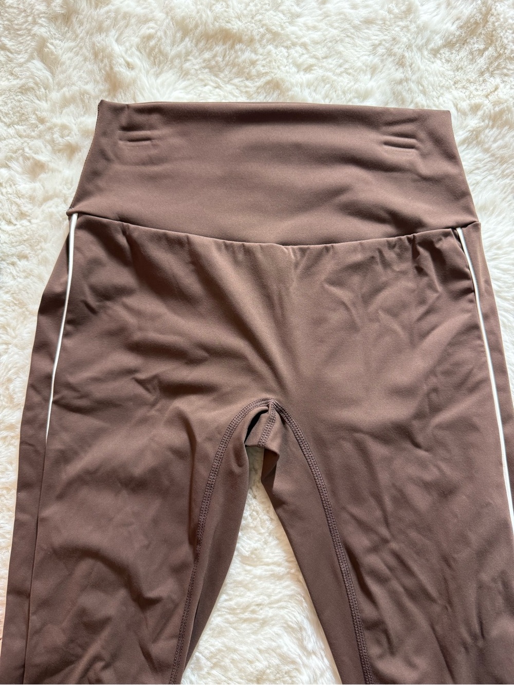 Posie Active Brown Workout Set with White Trim - Picture 3 of 6